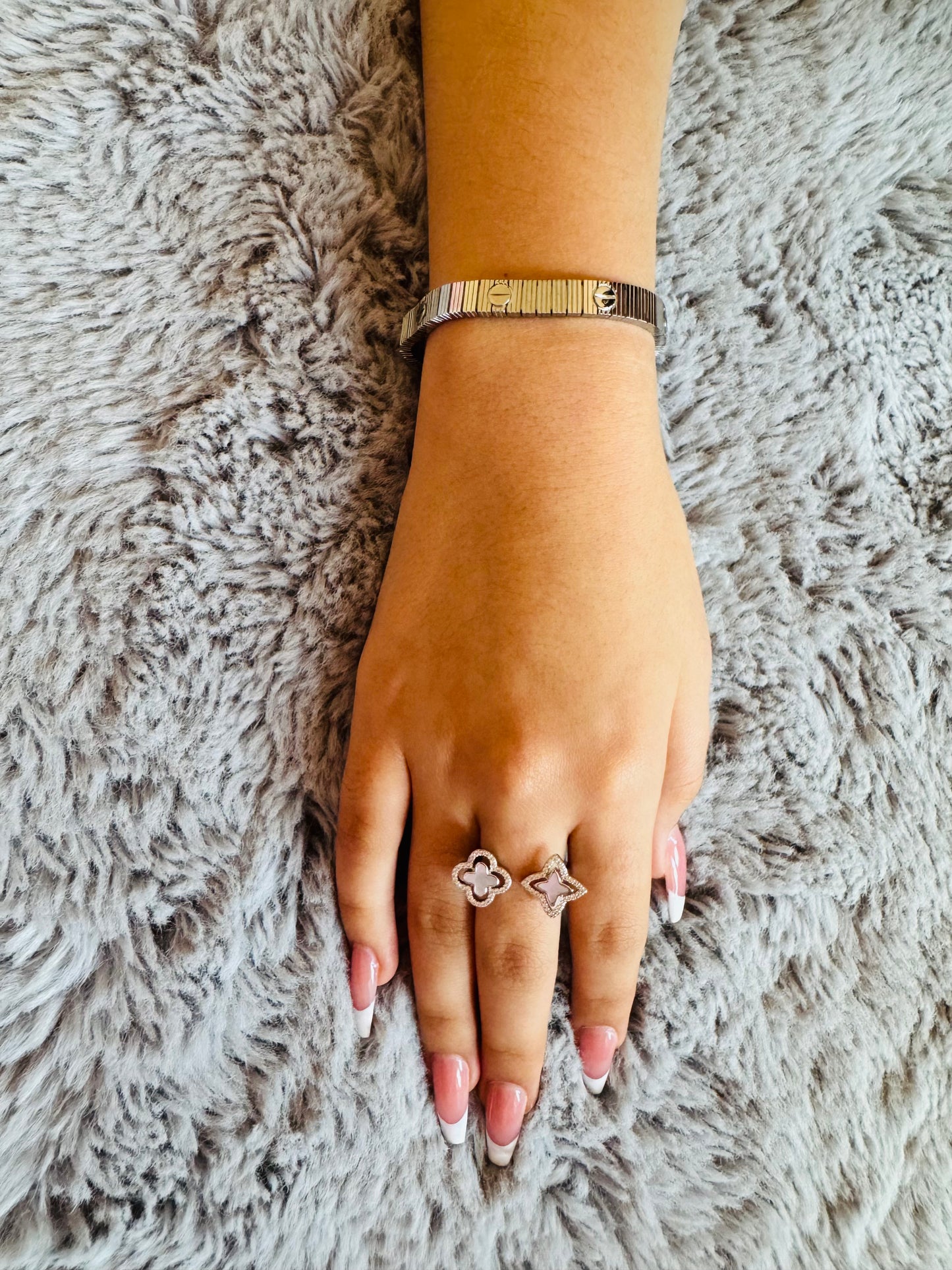 Luna Fleur Ring