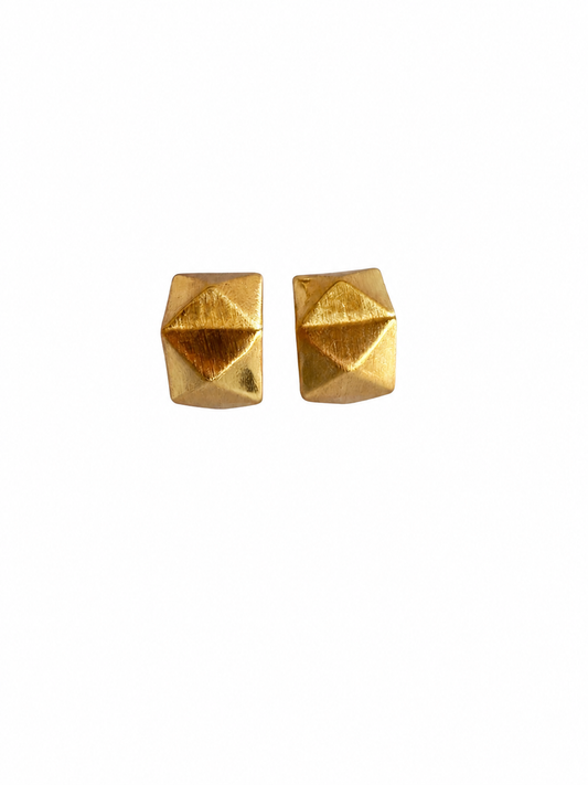Astra Pyramid Studs