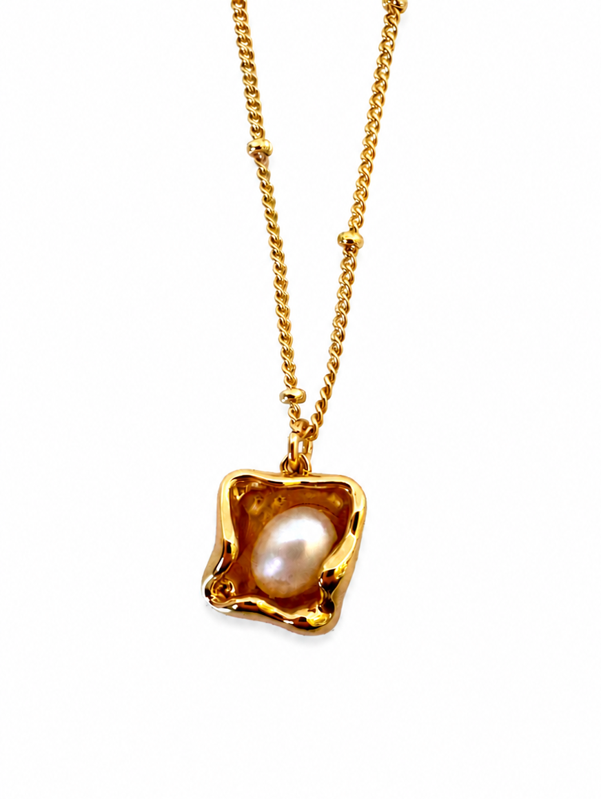 Pearl Tide Necklace