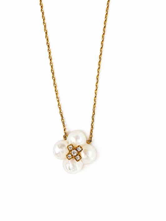 Ivory Blossom Necklace