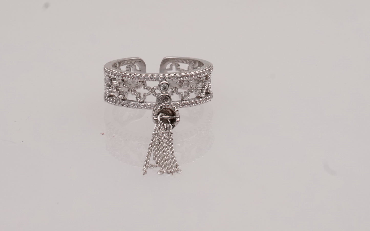 Lumière Tassel Ring