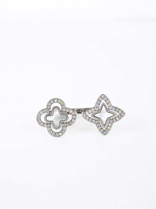 Luna Fleur Ring