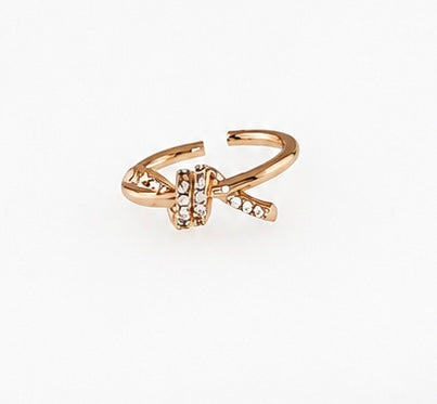 Amour Twist Ring