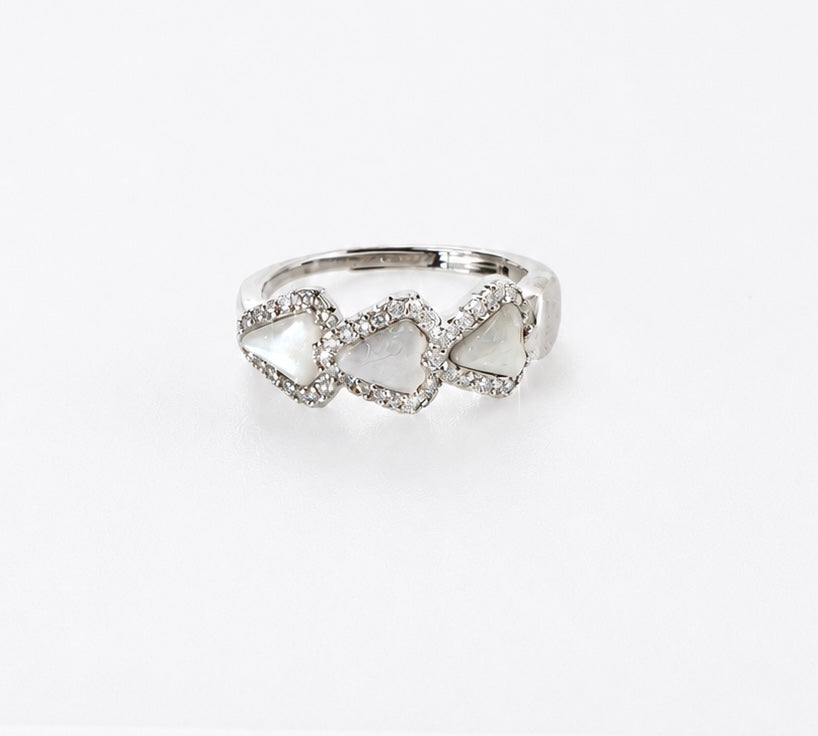 Maison Lumière Ring