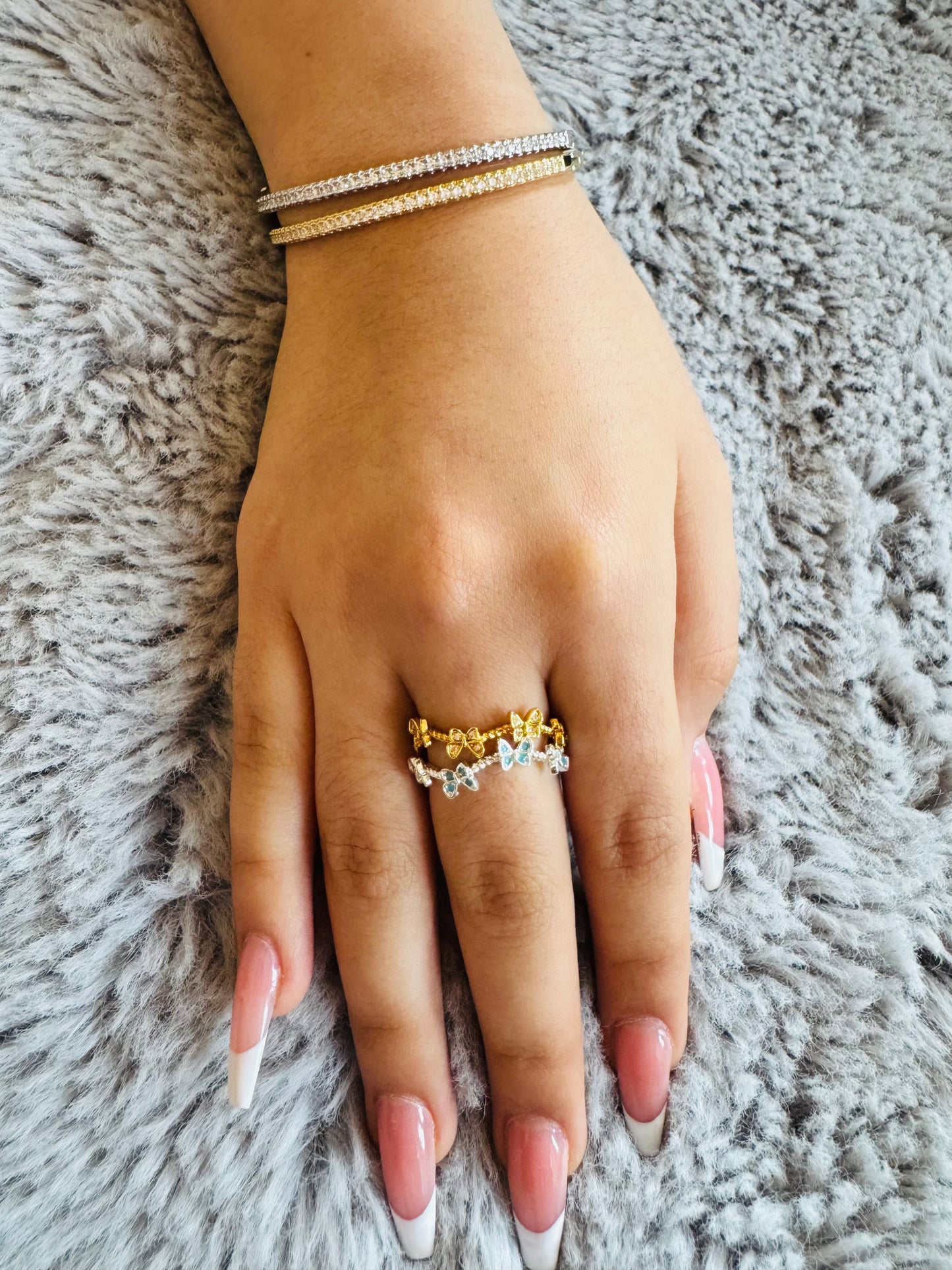 Flutter Charm Ring