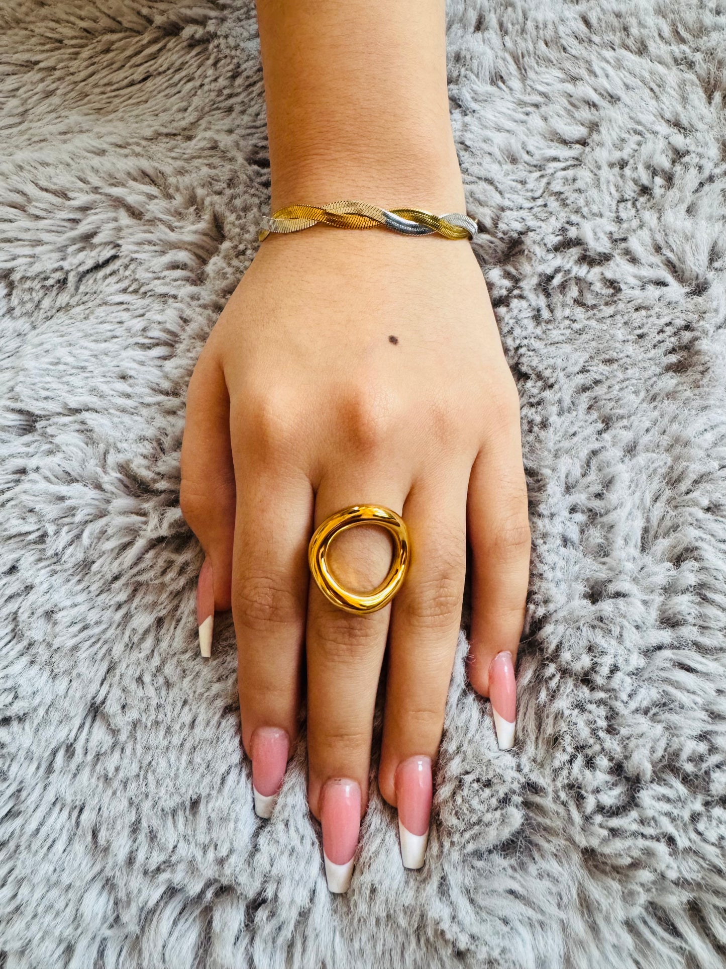 Halo Loop Ring