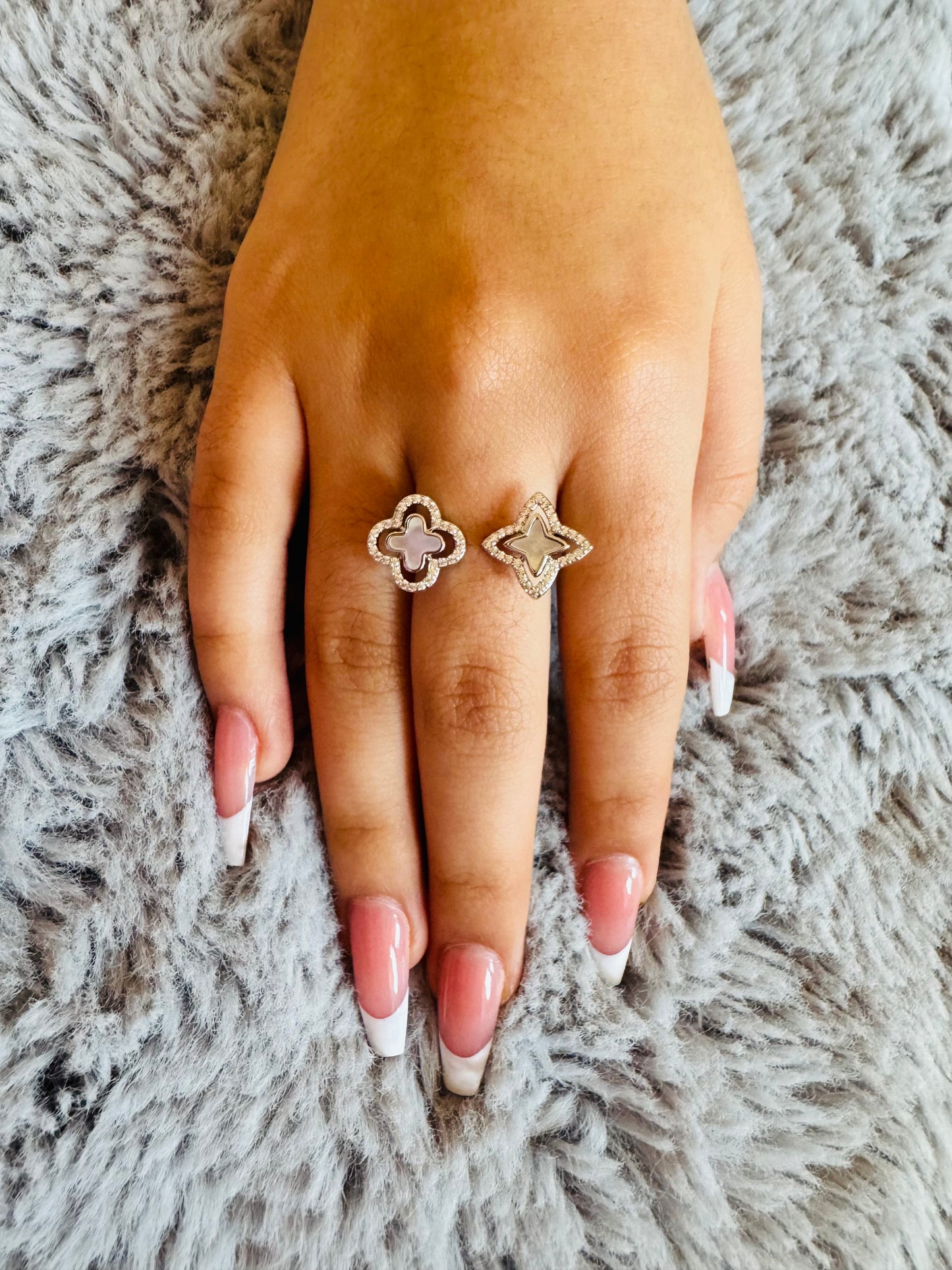 Luna Fleur Ring