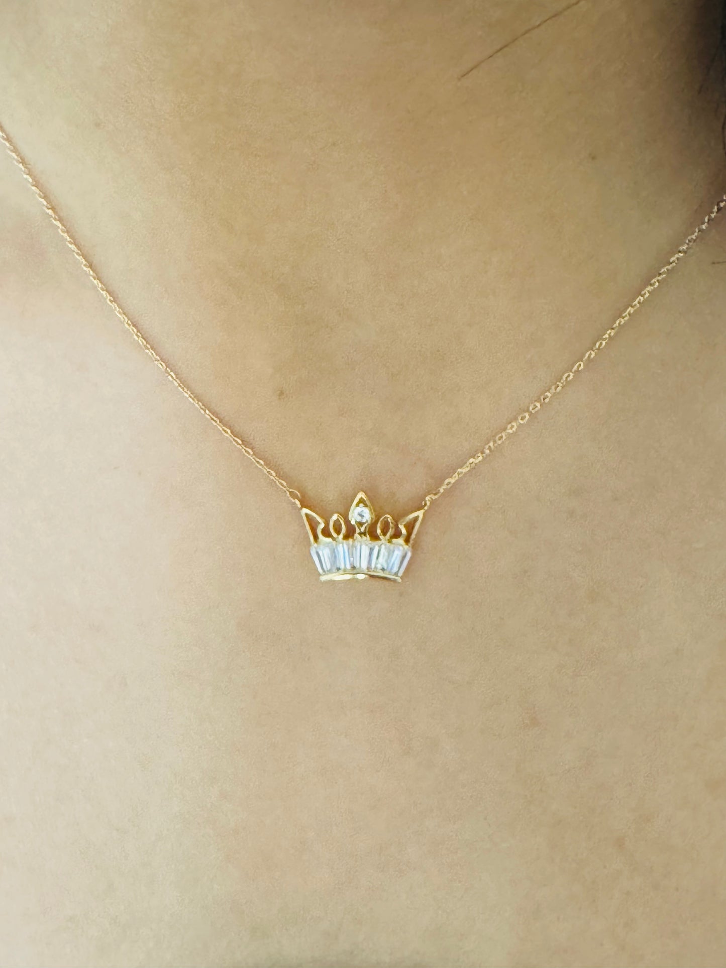 Tiara Glow Necklace